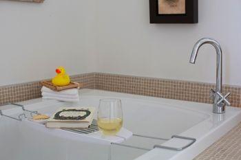 Away In The County Bed And Breakfast Cherry Valley エクステリア 写真
